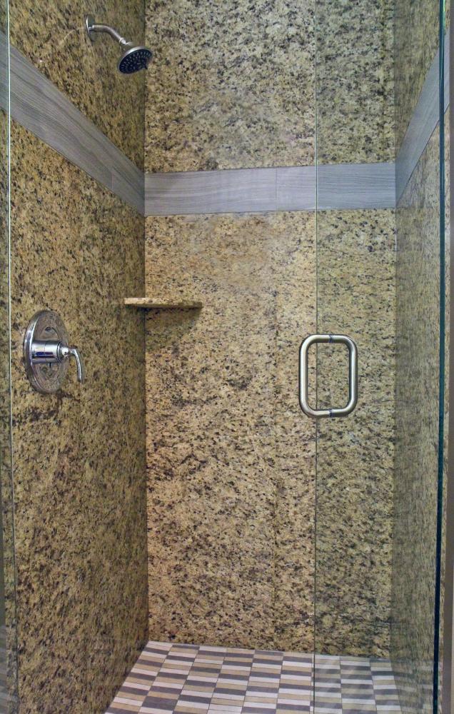 Queen Room - Non-Smoking interior